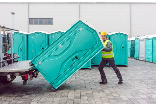 Best Portable bathroom rental  in St Clair, MO